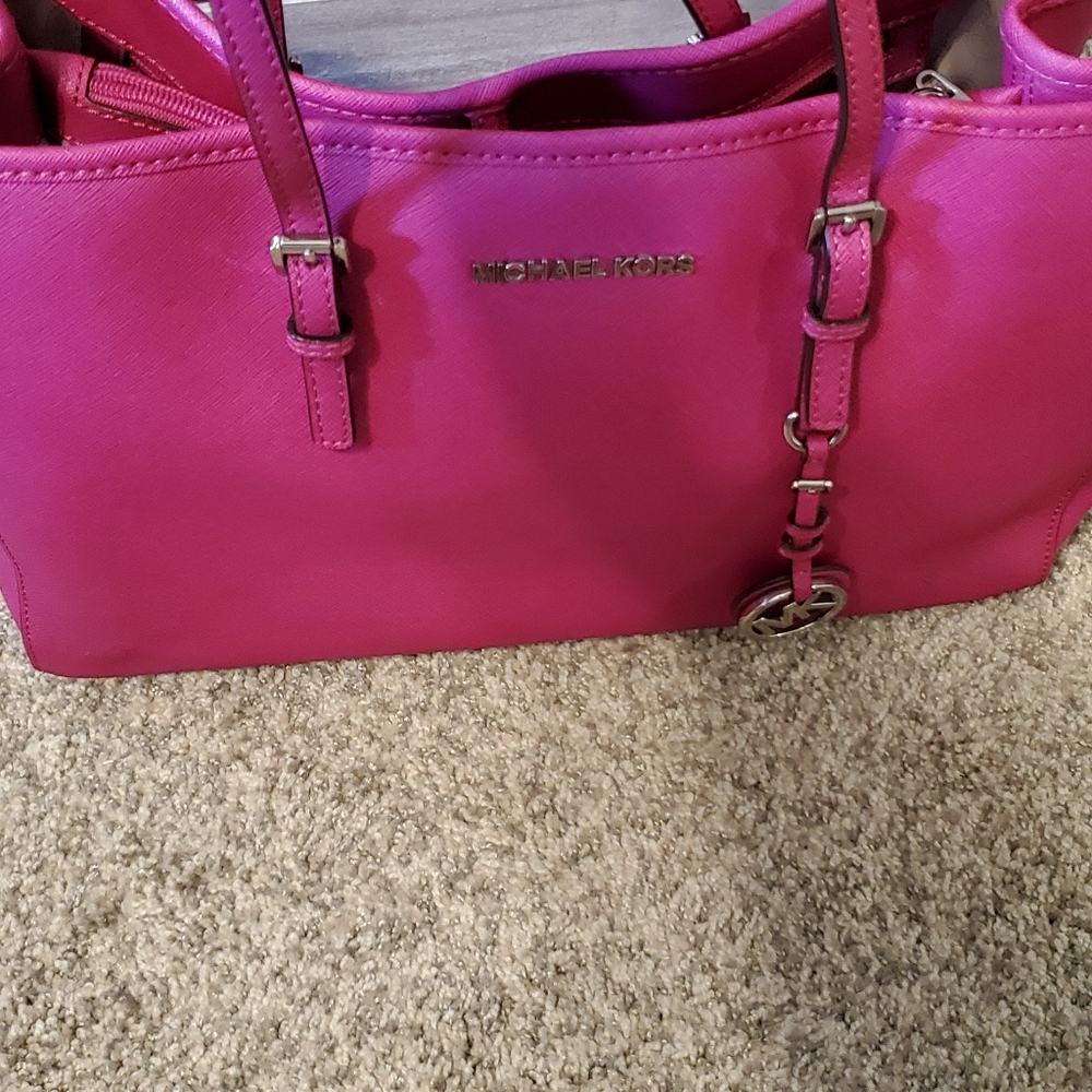 Brand new pink Michael Kors handbag